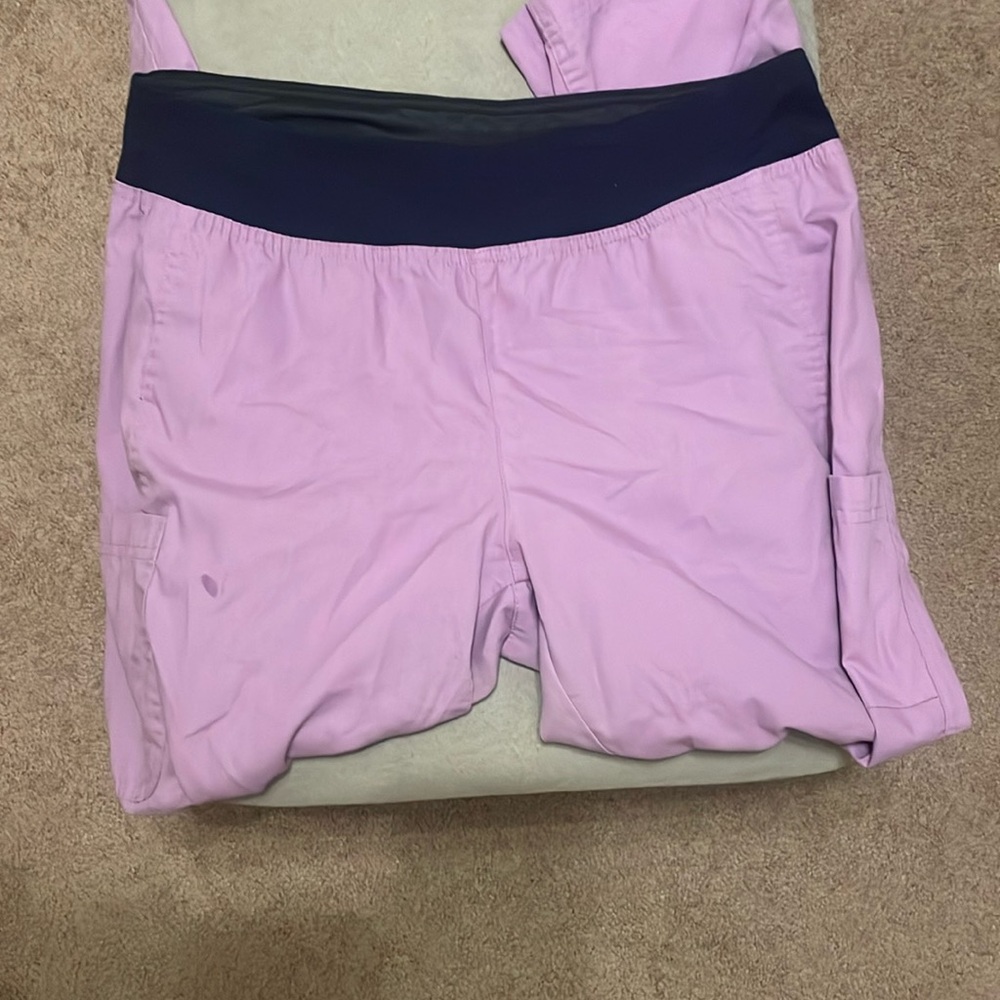 Buttersoft size medium, scrub bottoms lavender